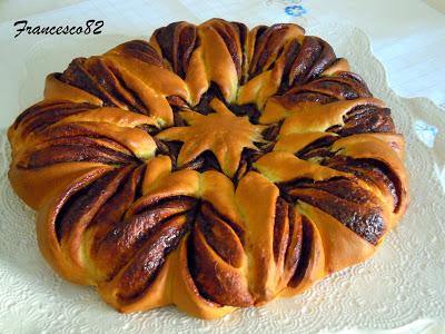 Fiore di pan brioches alla crema di nocciole