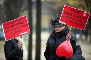 601715-manifestation-contre-le-projet-de-loi-visant-a-penaliser-les-clients-des-prostituees-le-29-novembre-