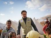Beppe Convertini Testimonial Terre Hommes della Missione umanitaria campo profughi
