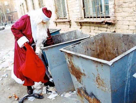 Anche Babbo Natale è in difficoltà quest'anno..