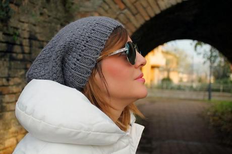 Outfit invernale: piumino bianco e una felpa chic by Lolly Star