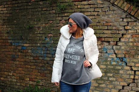 Outfit invernale: piumino bianco e una felpa chic by Lolly Star