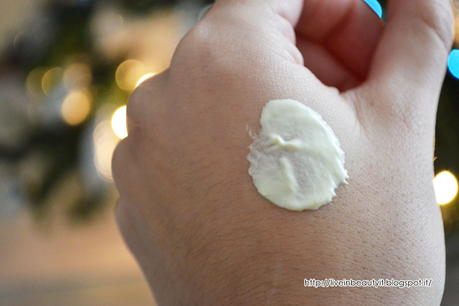 World Of Beauty, Hydra Day Cream - Review and swatches