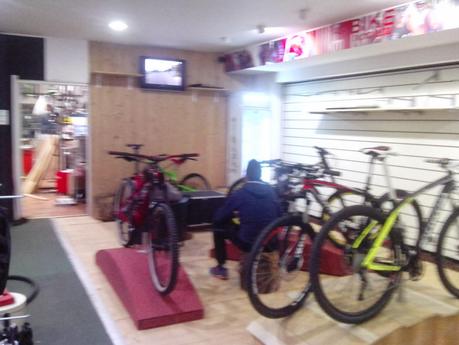 Restyling reparto bici in Km Sport...