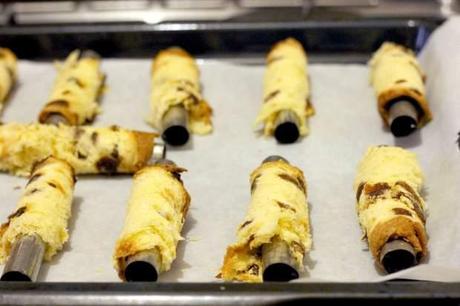 Tostatura dei cannoli milanesi