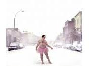 Linda: tutù rosa ridere moglie chemioterapia (Video)