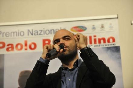 Wikileaks: “Saviano modello reale per la lotta alla criminalità organizzata”