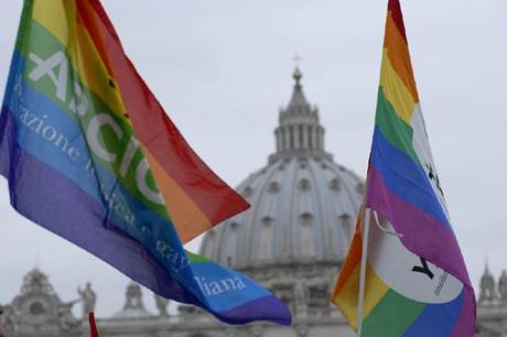 L'Arcigay lancia un appello ai fedeli e ai Vescovi cattolici italiani 