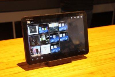 motorola xoom, il primo tablet android 3.0 honeycomb