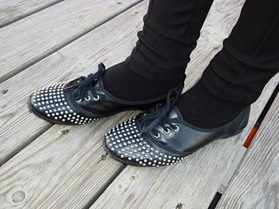 STUDDED OXFORD SHOES