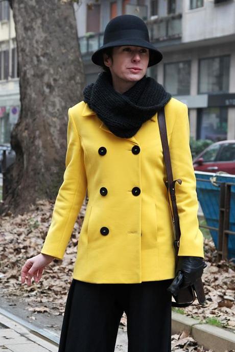 In the Street...Black and Yellow...Viale Piave, Milan