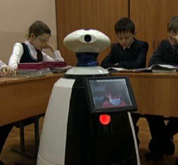 Mosca: a scuola con il robot Stepan