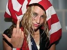 Ke$ha, esperta sesso sette anni!