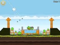 THE VIDEOGAMER (N.14): ANGRY BIRDS: ARRABBIATISSIMI UCCELLI FINLANDESI INVADONO IL MONDO CONSOLE