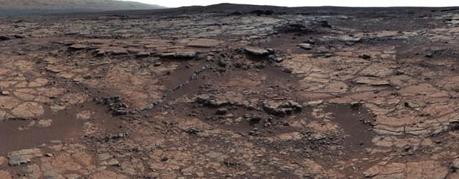 Il suolo marziano in un'immagine del rover Curiosity. Crediti: NASA/JPL-Caltech/MSSS