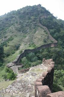 Kumbhalgarh, trekking sulla muraglia cinese del Rajasthan