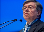 Zanonato: testo unico lavoro insieme sindacati”