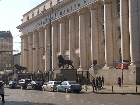 Uno città in uno stato così penoso che quando passi qualche giorno a Sofia provi invidia...