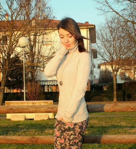 Light beige and flowered pants