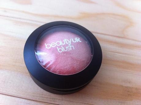 BEAUTY UK baked blush: peaches and cream