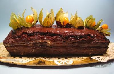 TORTA GOLOSA AL CIOCCOLATO CON ALCHECHENGI