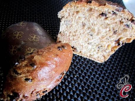 Panettoncini con noci e gocce di cioccolato: la generosità del maestro e il suo metodo semplice, e di successo