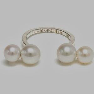 PeaRLS aRe BaCk!!!!!!!!