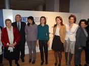 Letizia Spagna Salone Libro Infantile Madrid, cerchietto capelli