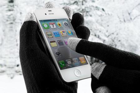 10 idee regalo a 10€ per un Natale low cost (ma non triste) guanti-touch