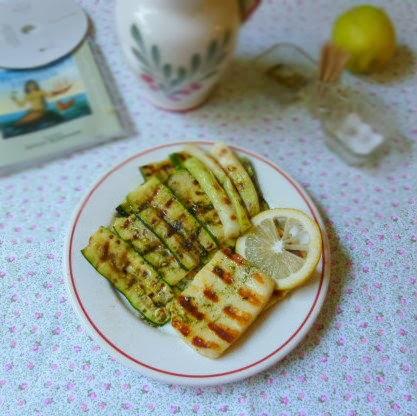 halloumi e zucchine alla piastra