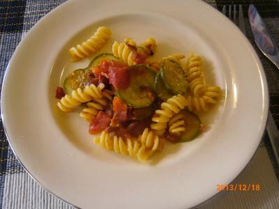 Pasta con Zucchine, Pancetta e Pomodorini