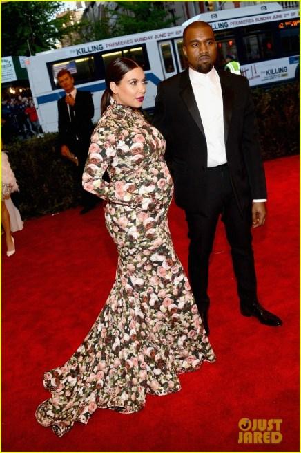 kim kardashian kanye west met ball 2013 red carpet 03