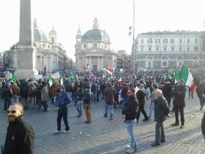 Un pomeriggio con i forconi: erano in tanti il 18 dicembre a Piazza del Popolo di Roma