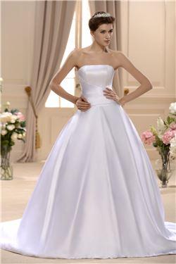 Plain A-Line Strapless Chapel Train Wedding Dress