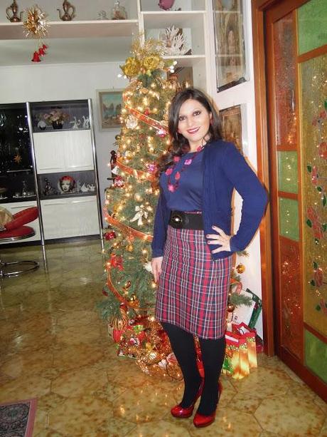 Tartan outfit by FrontRow