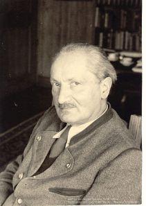 425px-Martin-heidegger