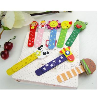 1pc  Pure  Fresh  Wooden Bookmarks Lovely Supplies Creative Stationery(Random Color)