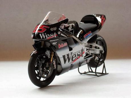 Honda NSR 500 L.Capirossi 2001 by Luyan Wen