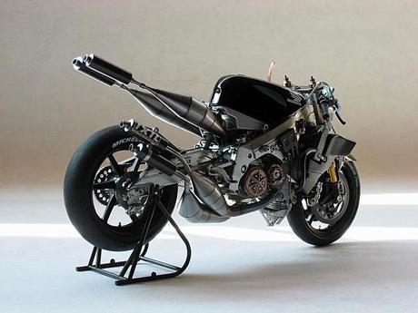 Honda NSR 500 L.Capirossi 2001 by Luyan Wen