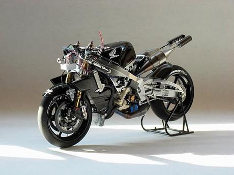 Honda NSR 500 L.Capirossi 2001 by Luyan Wen