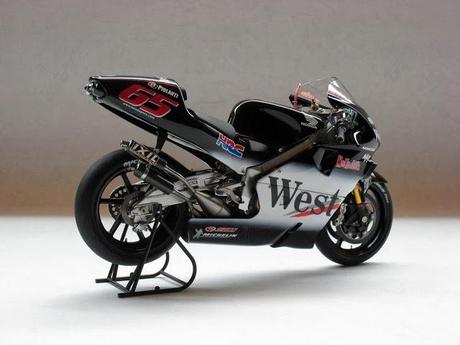 Honda NSR 500 L.Capirossi 2001 by Luyan Wen