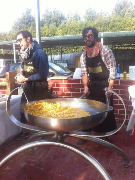 1476562_264012703757640_339818007_n