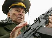 morto Kalashnikov, l’inventore celebre AK-47