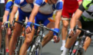 Ciclocross: trafitto al petto dal manubrio della bici, grave 22enne
