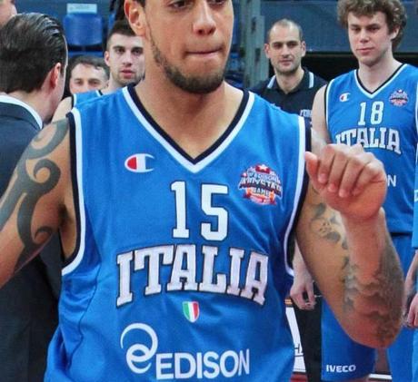 Siena sbanca Sassari e resta sola al comando Siena sbanca Sassari e resta sola al comando