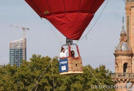 In volo sulla plaza de España di Siviglia con la mongolfiera, il 3 e 4 gennaio 2014