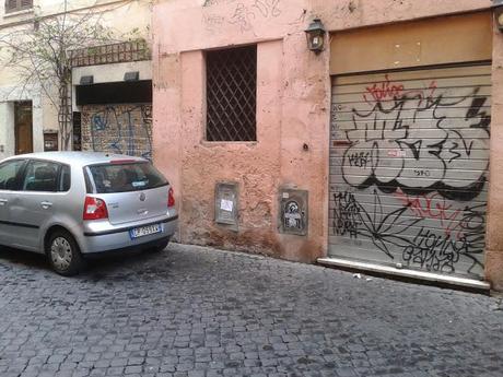 Trenta foto per imparare cos'è oggi, veramente, Trastevere. Passeggiata di natale in un abisso di degrado