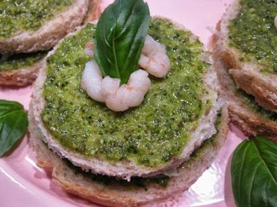 Antipasti per il cenone di Capodanno, 1° puntata ovvero I Canapès al pesto