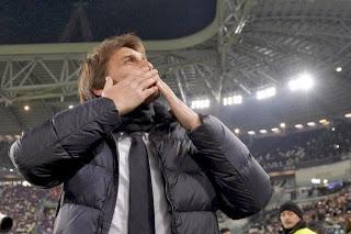 Antonio Conte allenatore dell'anno: battuti Benitez e Klopp