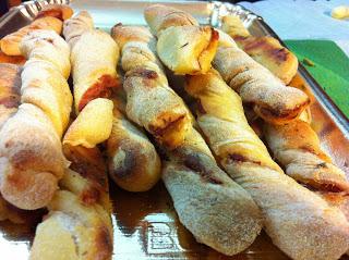 Grissini ripieni di prosciutto crudo... l'aperitivo diventa irresistibile